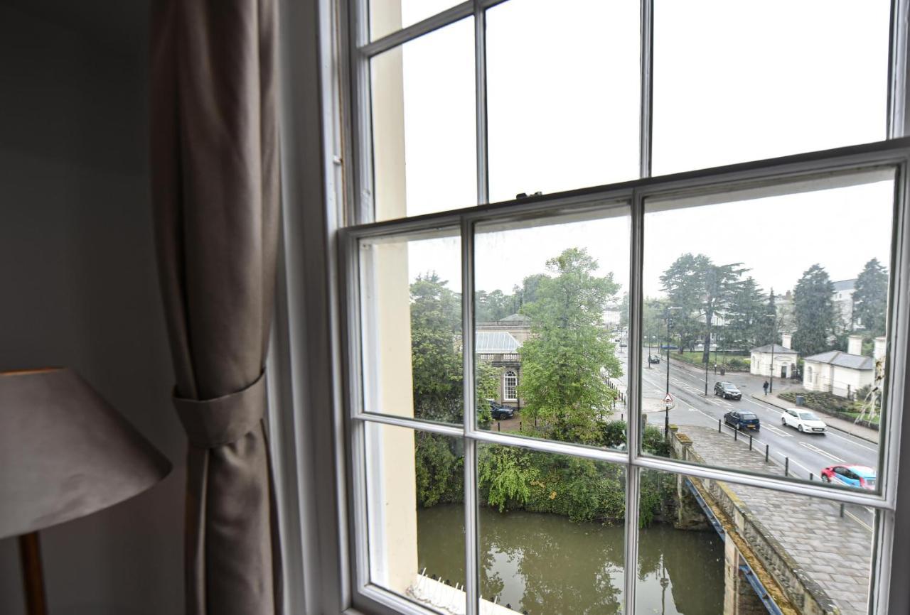 Victoria Colonnade Aparthotel Leamington Spa Buitenkant foto