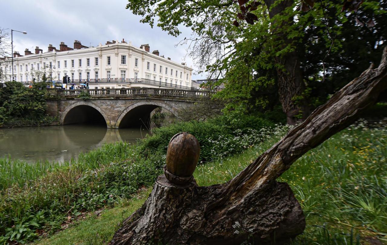 Victoria Colonnade Aparthotel Leamington Spa Buitenkant foto